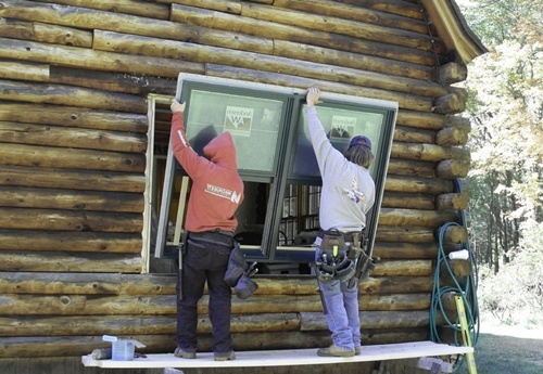 Установка пластиковых окон в деревянном